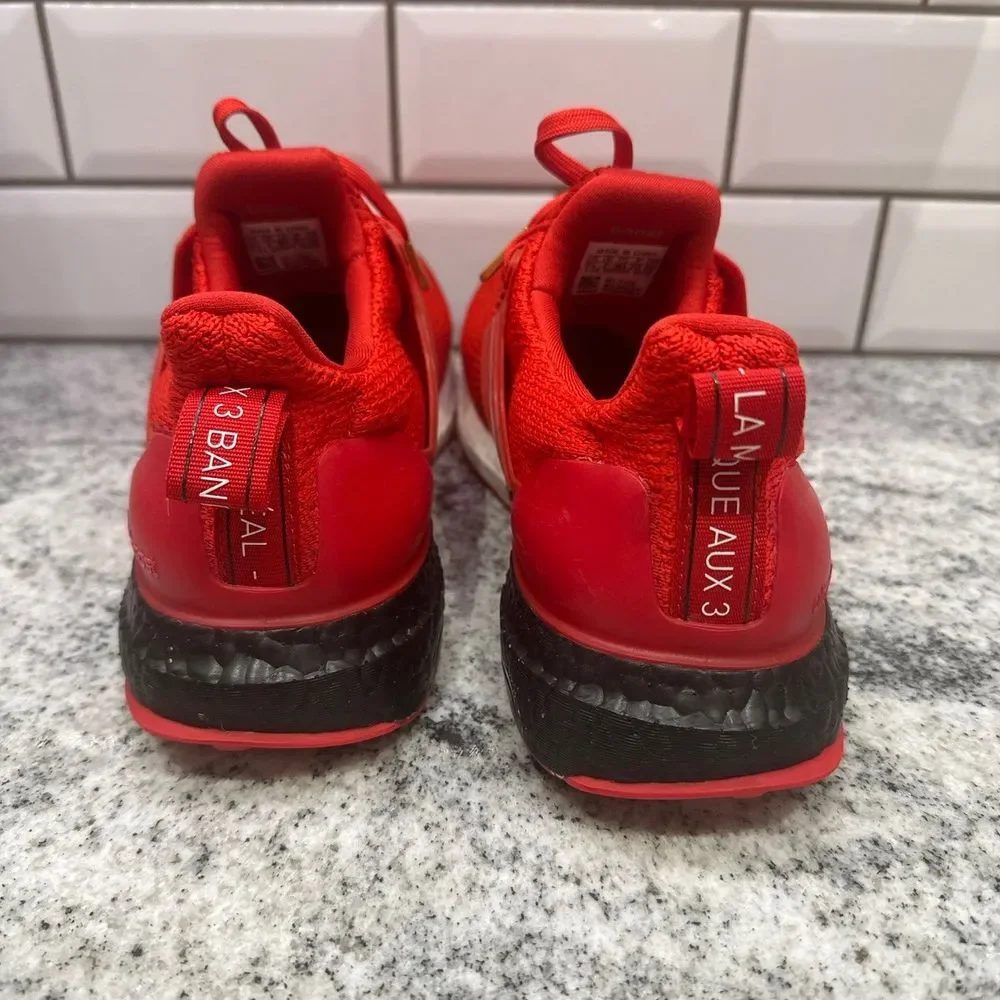 Adidas Boost RED Montréal Size 7.5 Men's‎